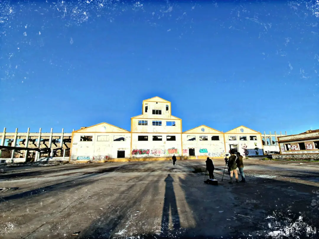 juanmiguelbaquero-pico-reja-edificio-abandonado